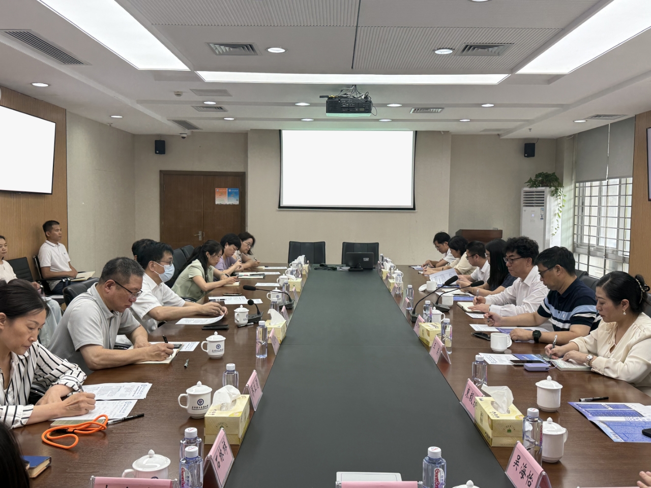 座谈会现场