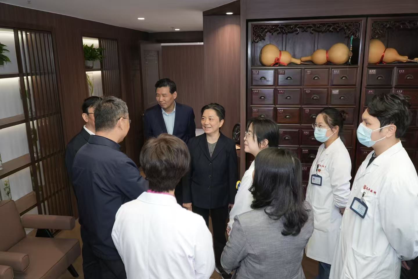 实地调研龙华医院