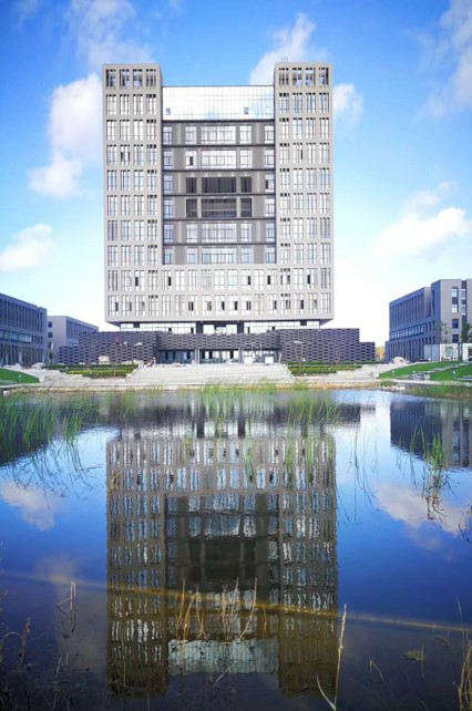 上海电力大学临港校区。