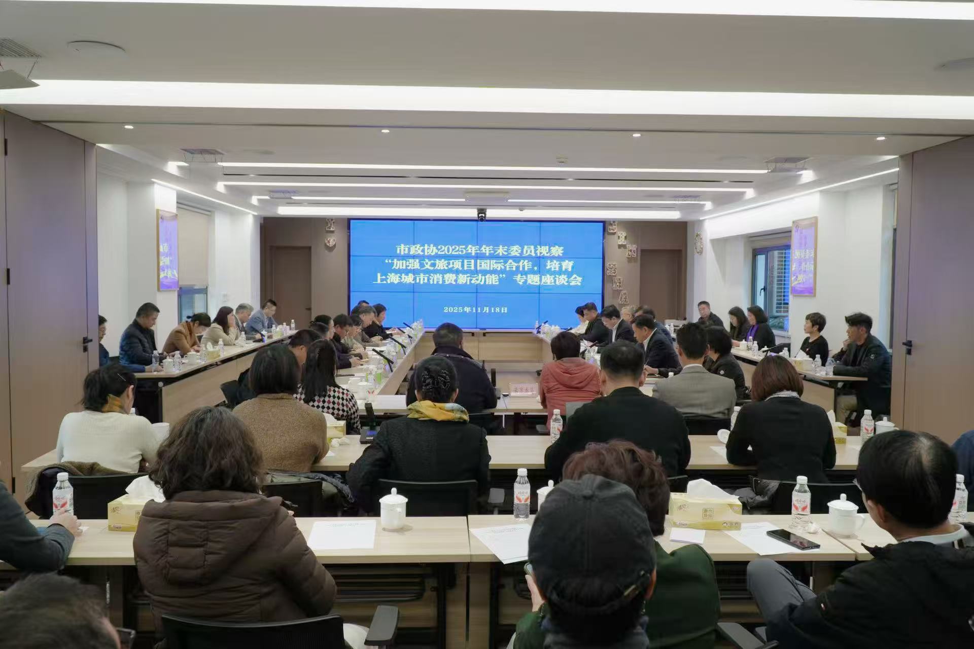 座谈现场  张希喆 摄