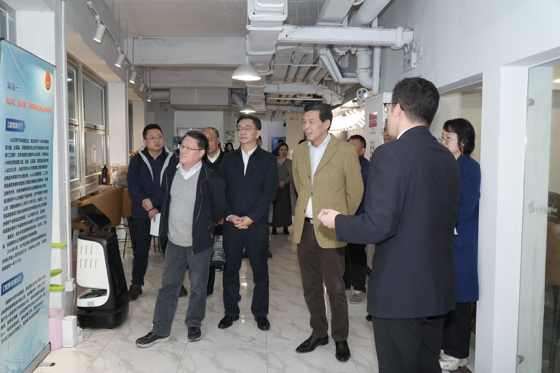 实地调研“上海硅巷”工作站