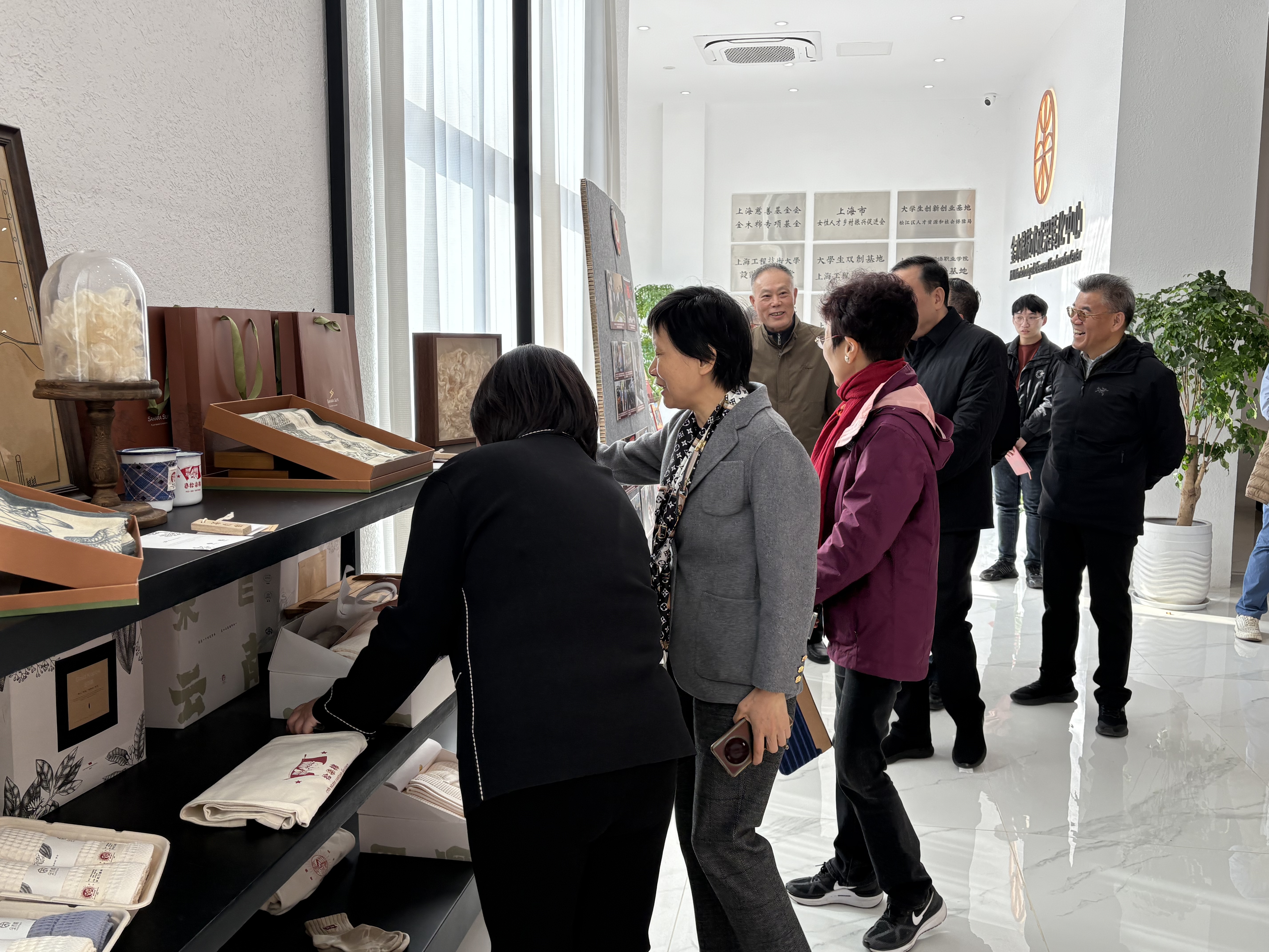 走访调研农业界别委员工作室