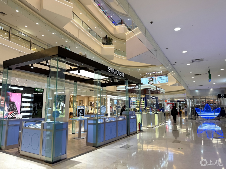 龙之梦城市生活中心“潮汐经营区”&nbsp; &nbsp;舒抒 摄