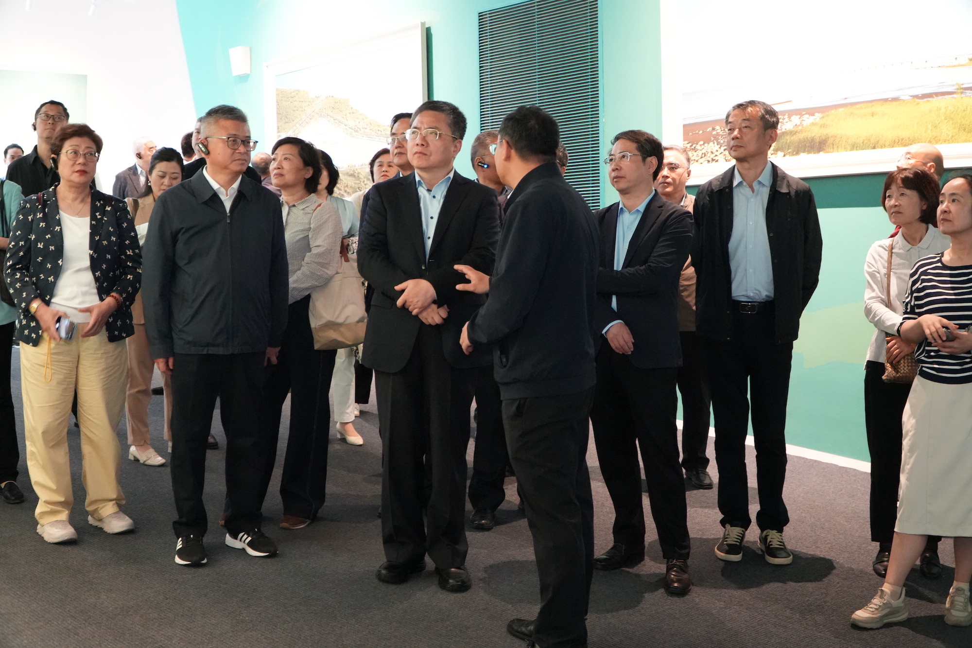 参观市水生野生动植物保护研究中心上海长江水生生物科普馆