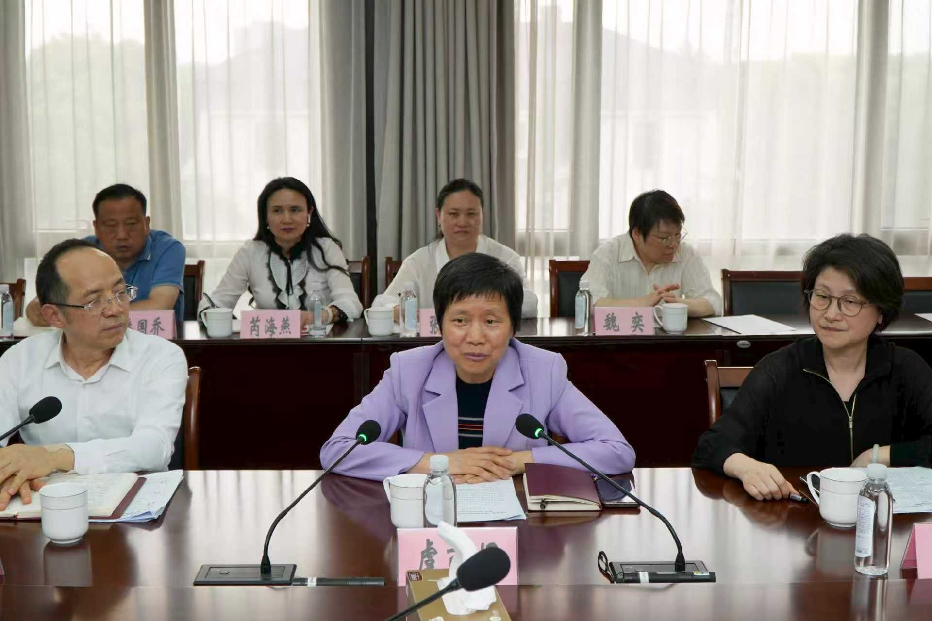市政协副主席虞丽娟讲话