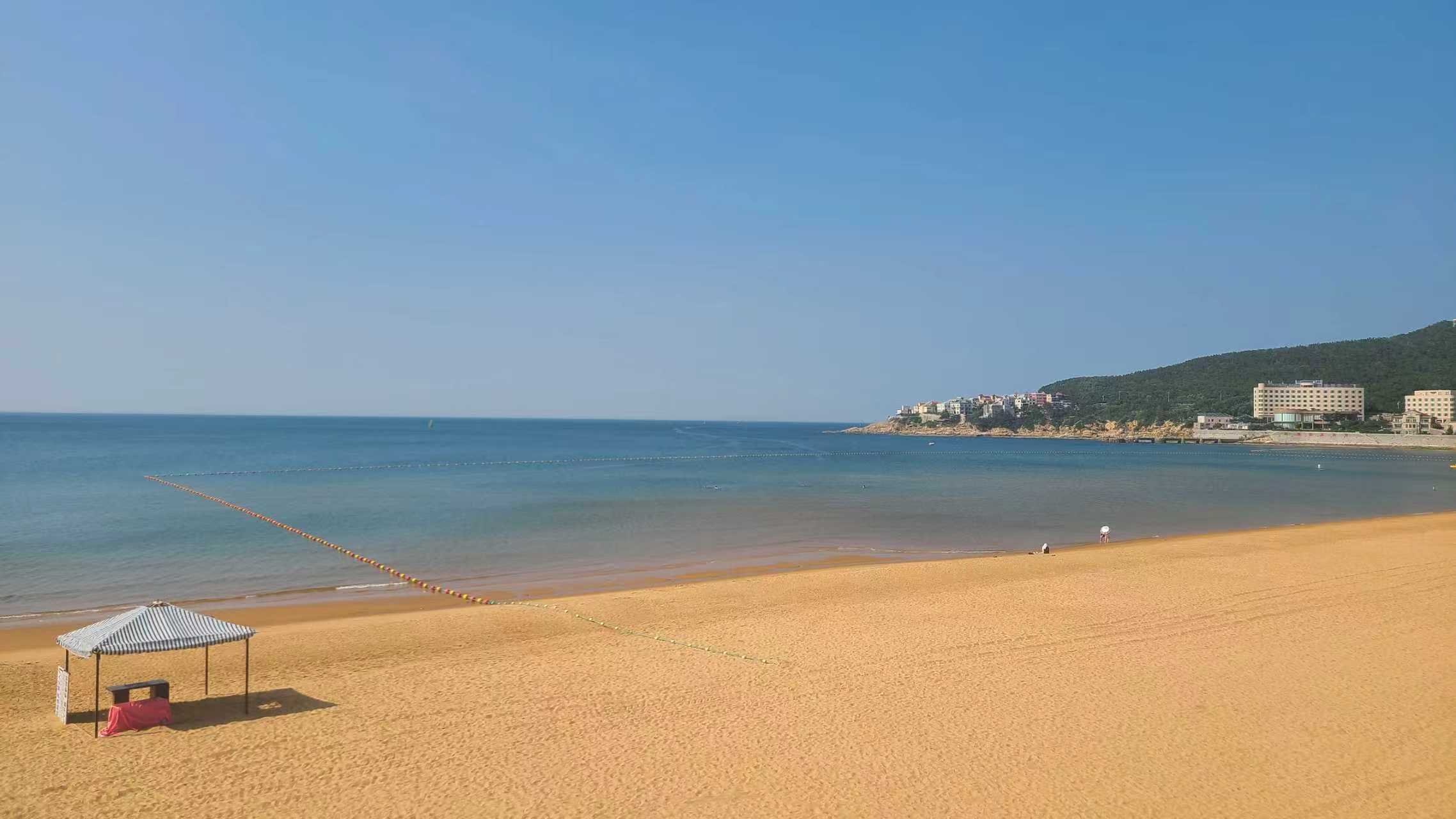 水清沙白的海水浴场&nbsp;资料照片