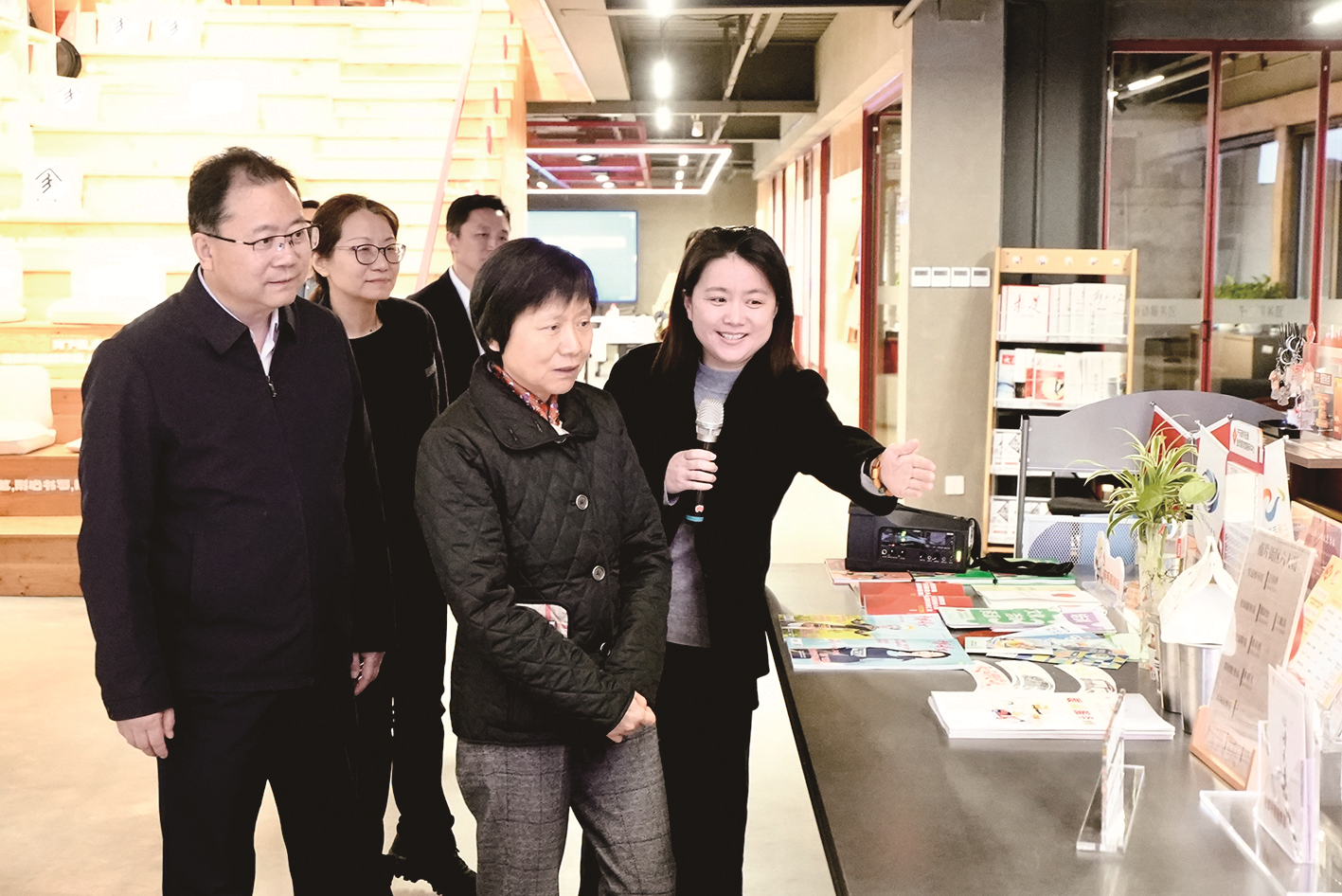 2026年3月，上海政协全过程人民民主研习基地联席会议举行，走访调研EKA天物空间