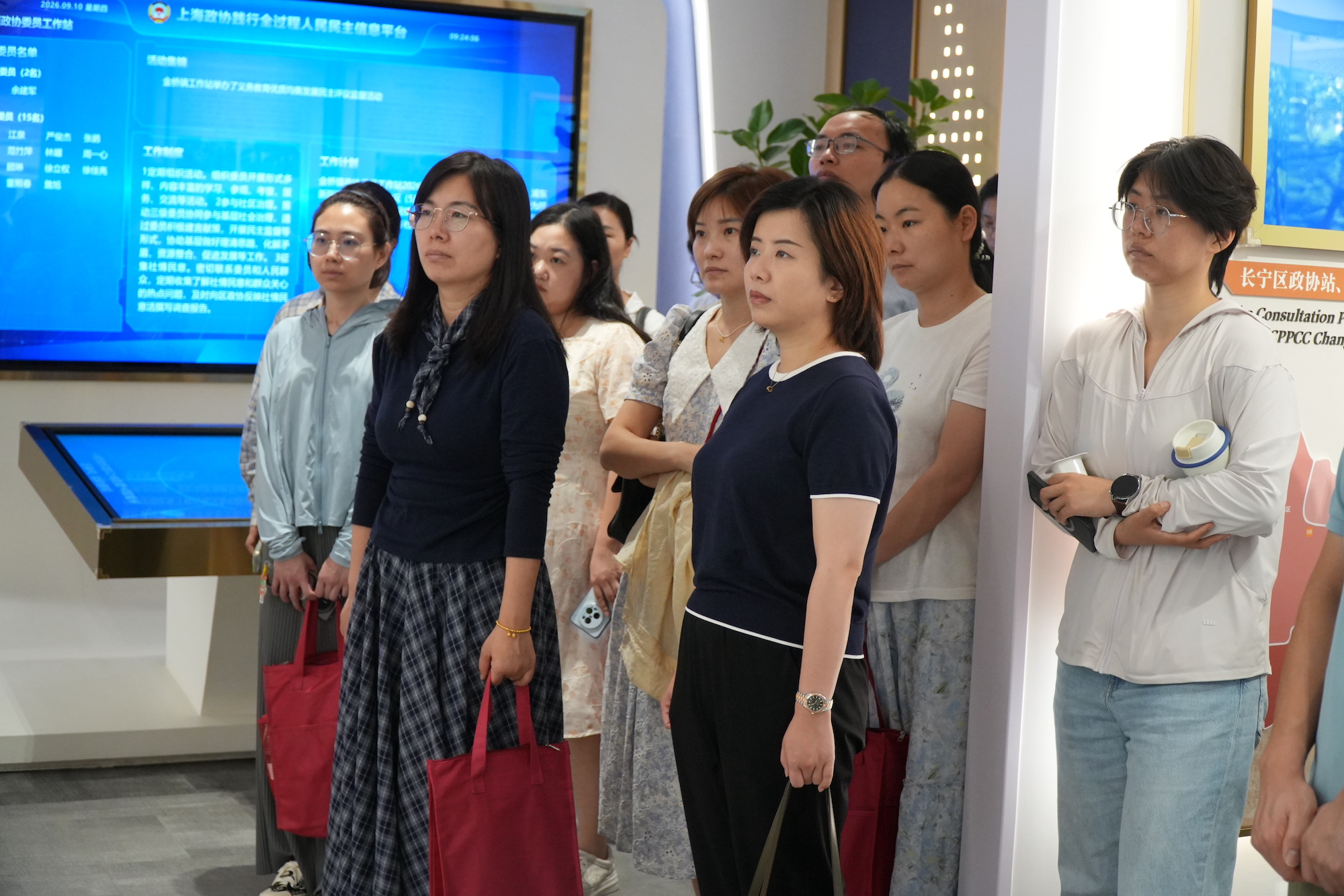 学员参观实践点展陈