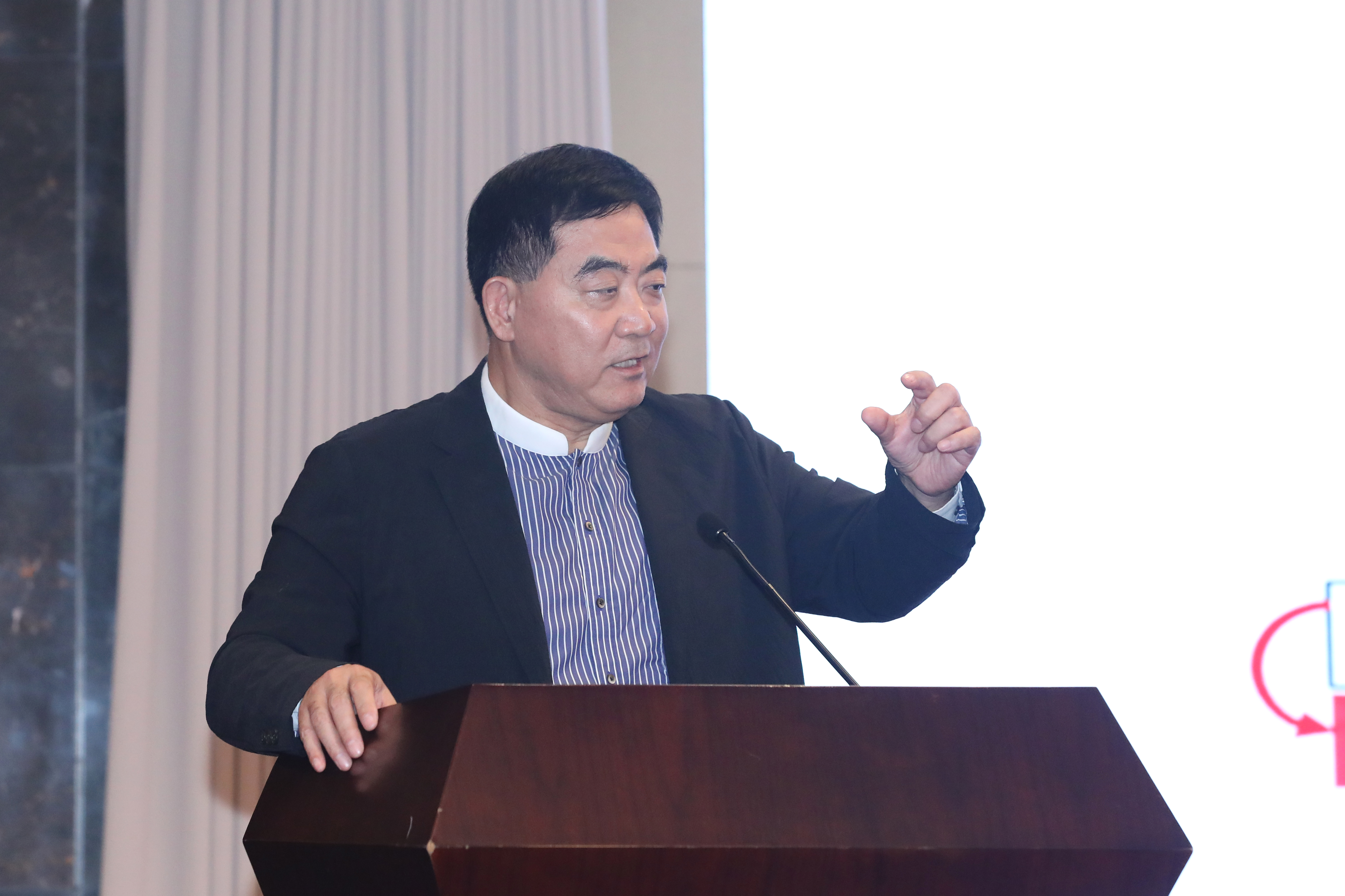 葛均波作主旨演讲