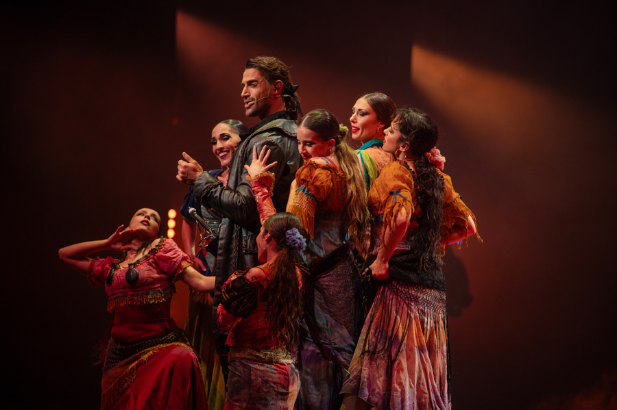 法语音乐剧《唐璜》剧照 董天晔 摄