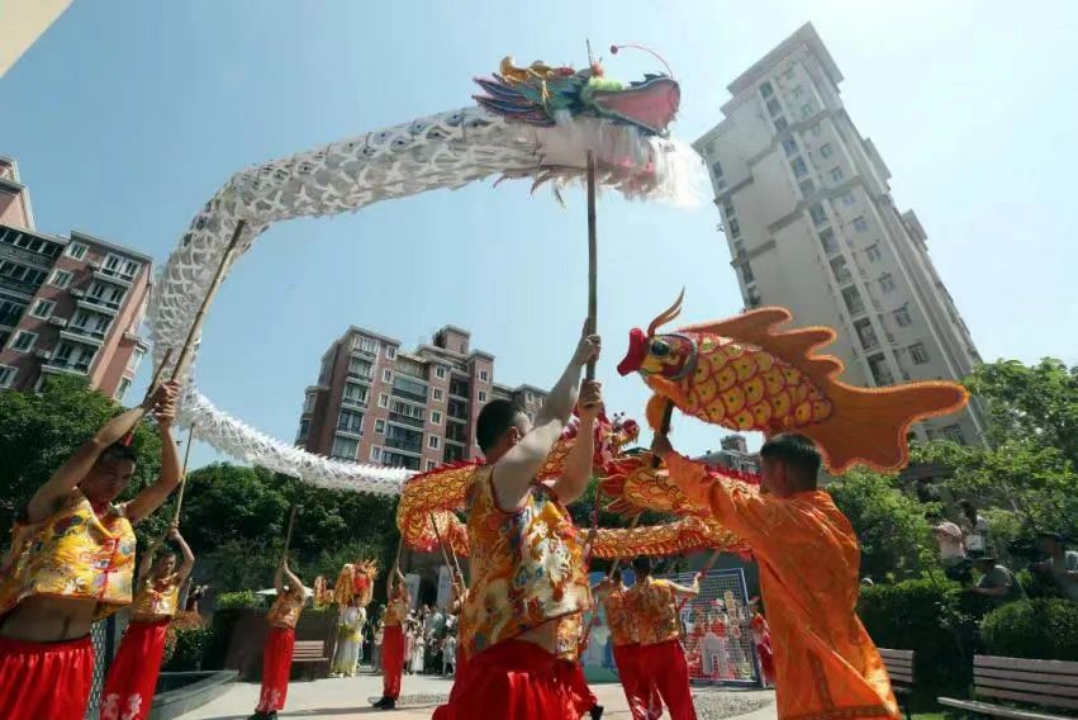 鲤鱼跳龙门 图源:乐游上海