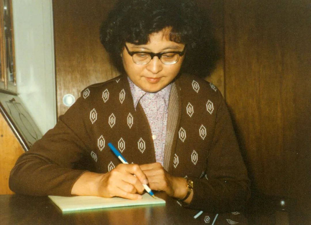 1985年，王恩多在美国读书